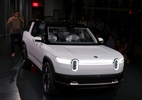 Uber investe US$ 1,25 bi na Rivian e terá 10 mil robotáxis a partir de 2028
