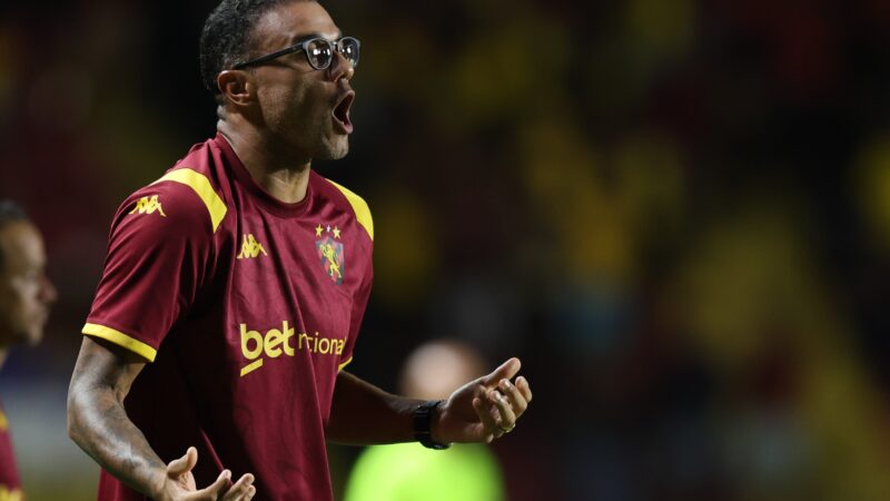 Roger admite jogo aquém do Sport: “Faltou respeitar um pouquinho o adversário”