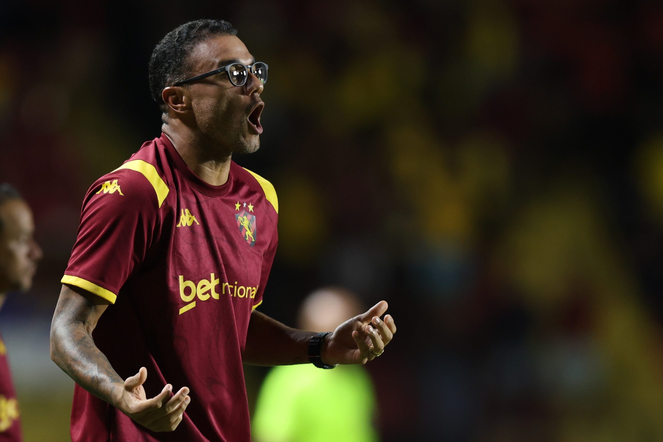 Roger admite jogo aquém do Sport: “Faltou respeitar um pouquinho o adversário”