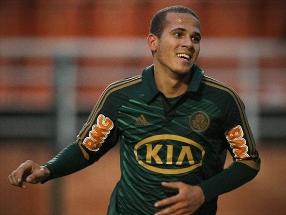 Rei do X1 de SC marca golaço e ex-Palmeiras anota hat-trick em jogo na várzea