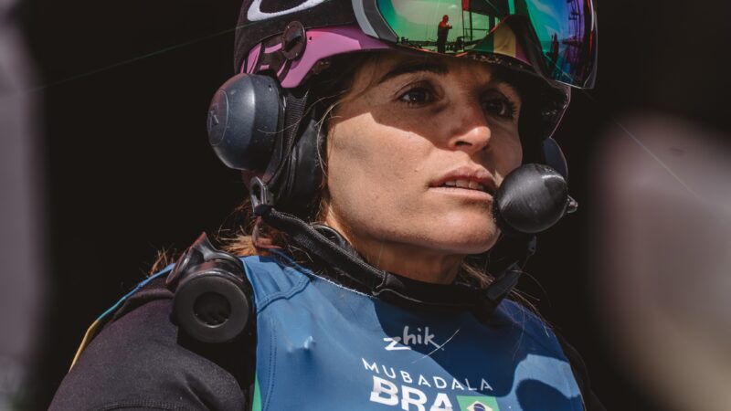 Martine Grael é única mulher a comandar um barco no SailGP: “Um meio dominado por homens”