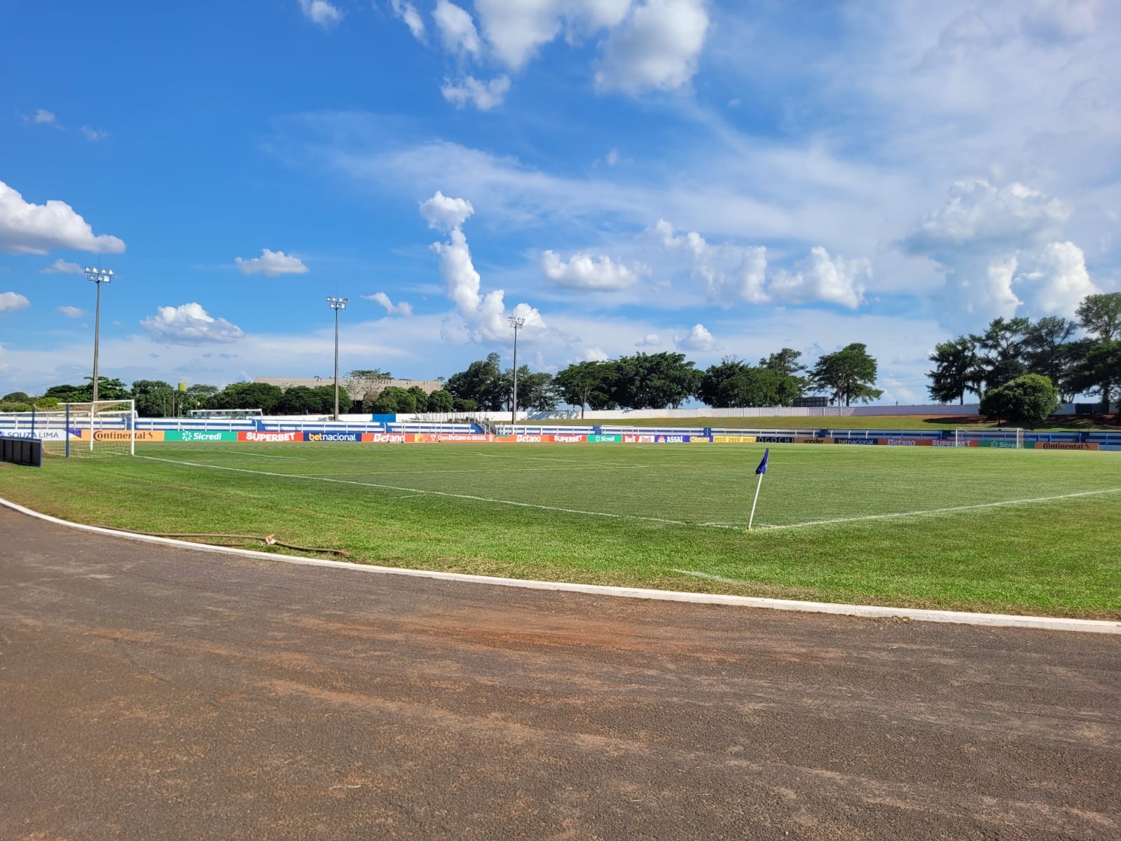 Ivinhema x Volta Redonda: onde assistir ao vivo, horário e escalações