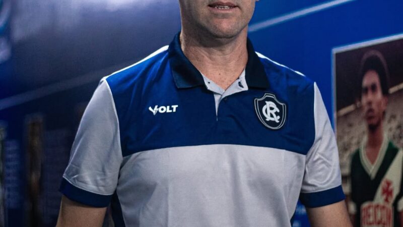 Condé aponta superioridade do Fluminense, e avalia desafio no Remo: “Trocar pneu com carro andando”