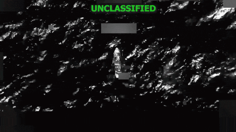 VÍDEO: EUA bombardeiam embarcação no Caribe e matam 4