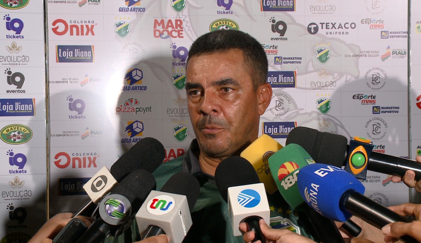 Evandro mantém permanência em aberta no Altos e cita necessidade de “reparos no elenco” para Série D