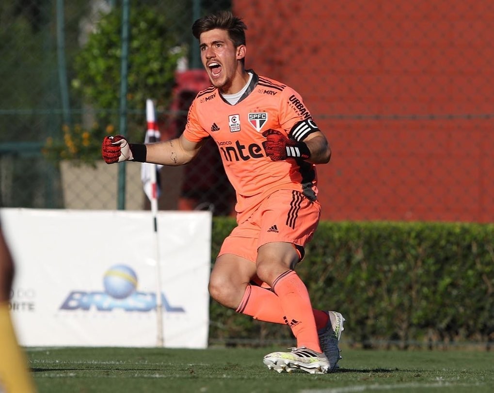 Fluminense-PI anuncia goleiro ex-São Paulo com passagens pela seleção brasileira de base; conheça