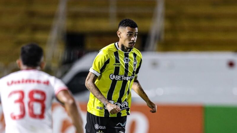 Herói de título da Série C, PK deixa o Volta Redonda e acerta com o Confiança