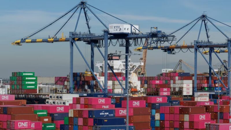 Conflito no Oriente Médio afeta crescimento global e eleva a inflação no mundo, aponta relatório