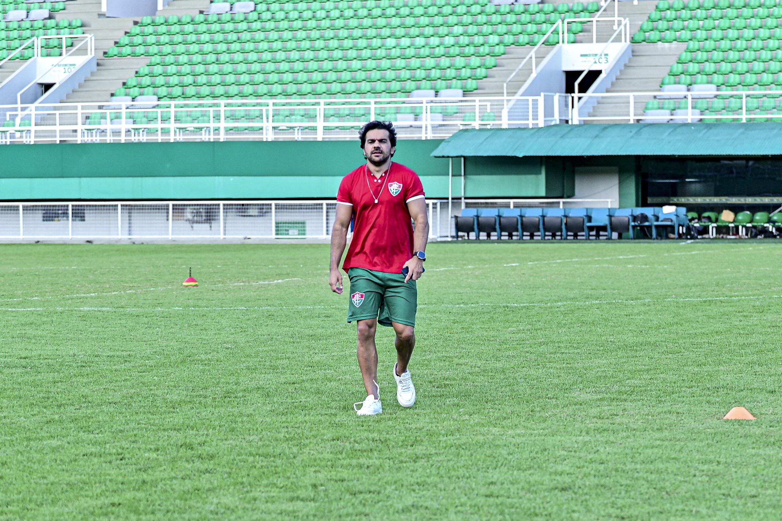 Investidor fala em reforços “pontuais” no Independência para sequência da temporada