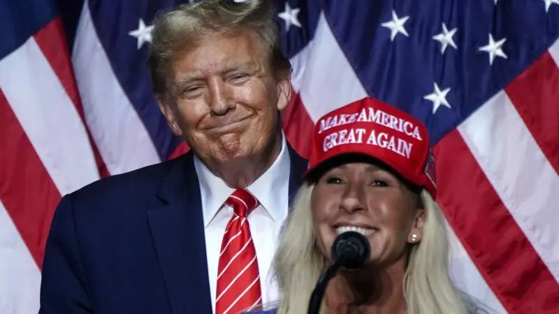 Guerra no Irã divide movimento MAGA nos EUA