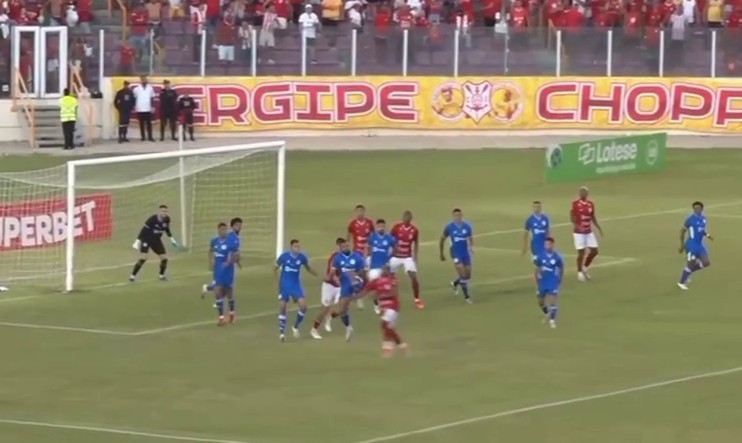 Áudio do VAR em possível pênalti para o Sergipe na final do estadual é divulgado; ouça