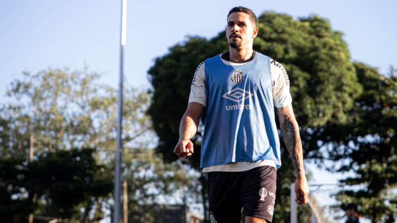 Escalação do Santos: Lucas Veríssimo faz exames e treina separado do elenco
