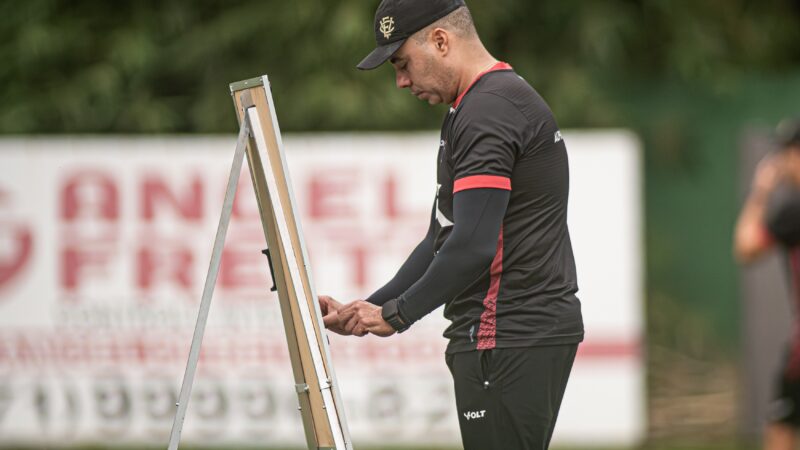 Vitória está entre os times que menos acertam finalizações no Campeonato Brasileiro