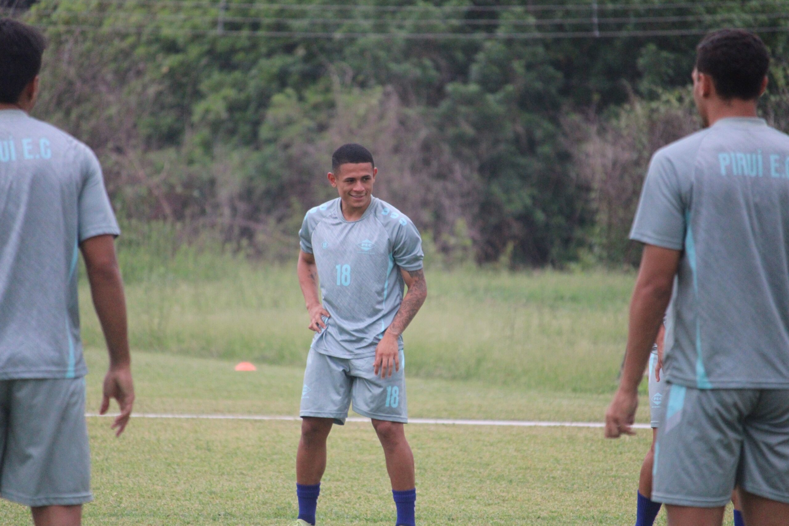 Altos anuncia atacante Vitinho, ex-Portuguesa-RJ e Piauí, para Série D 2026