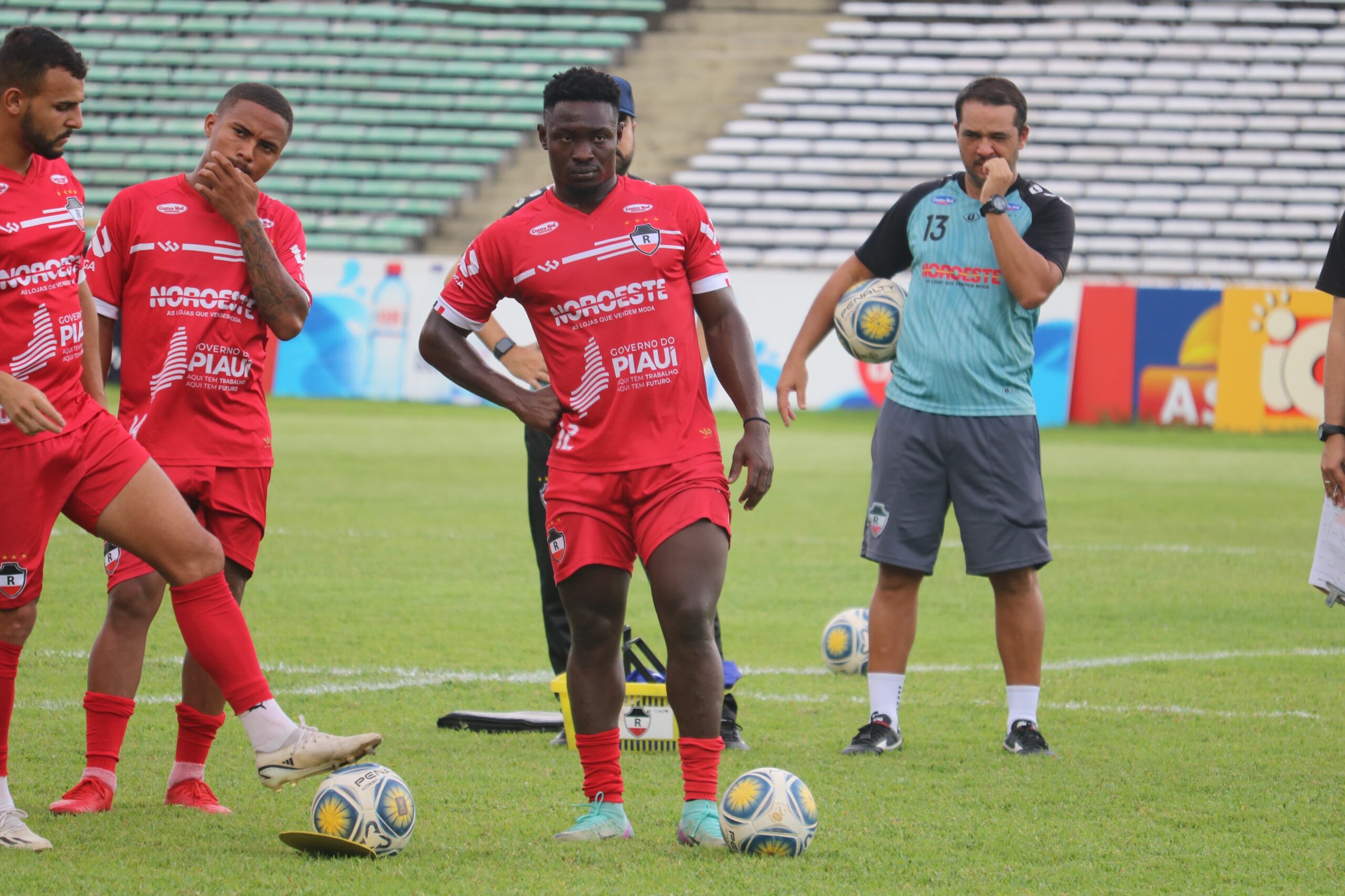 Fluminense-PI acerta com atacante camaronês Paul Henry, ex-River-PI e Amazonas, para 2026