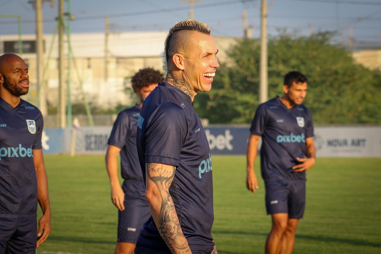 Marcelo Toscano não enxerga Serra Branca 100% pronto para estreia na Série D 2026