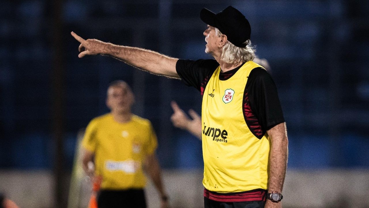 Sérgio Guedes valoriza grupo e espera elenco completo para sequência do Paulistão A3