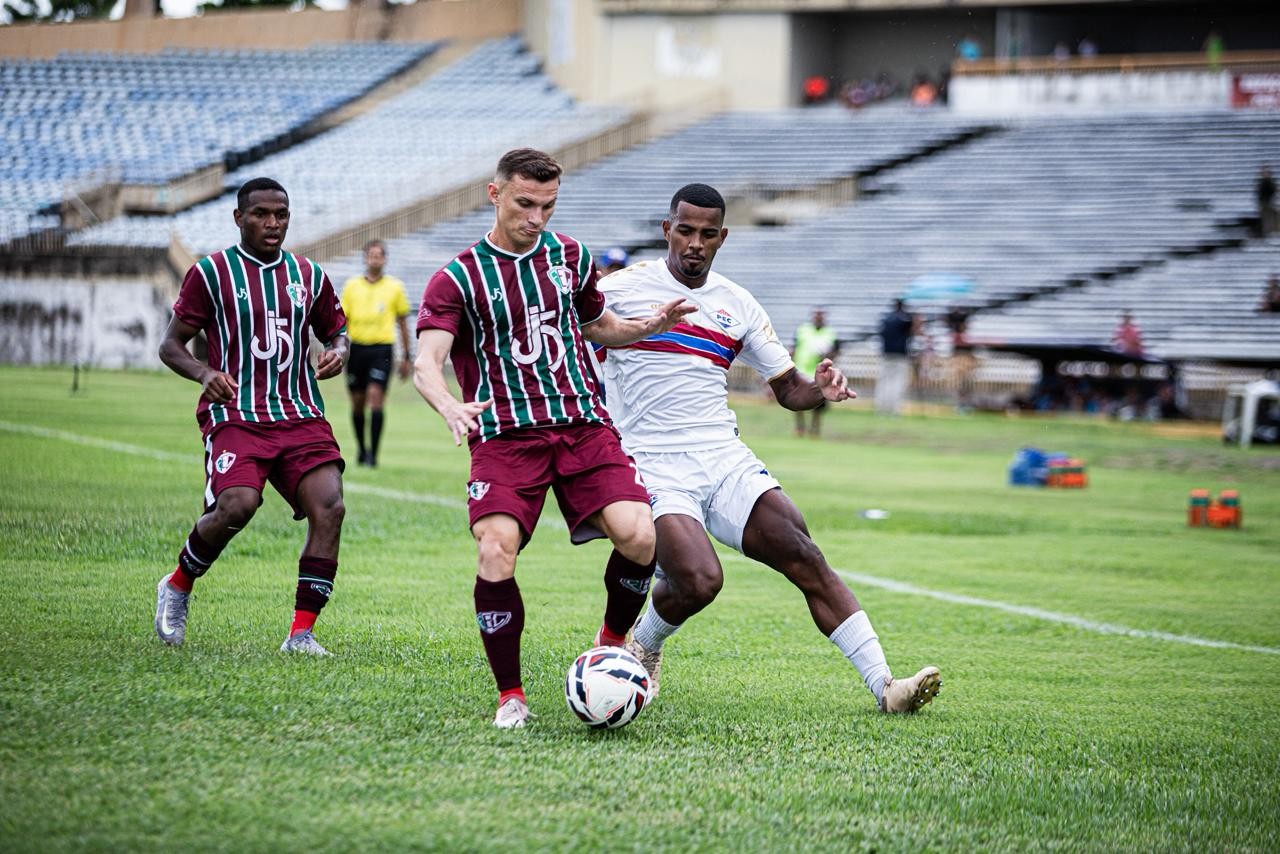 Fluminense-PI precisa quebrar tabu histórico contra o Piauí em busca da vaga na final do Piauiense 2026