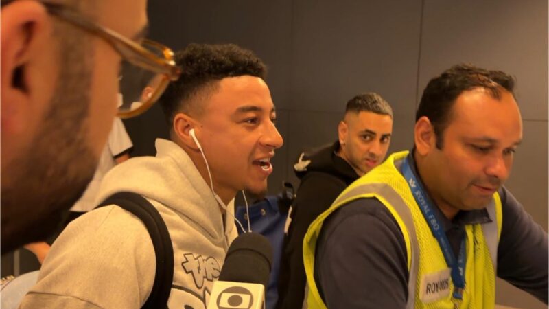 Jesse Lingard chega ao Brasil para realizar exames e assinar contrato com o Corinthians