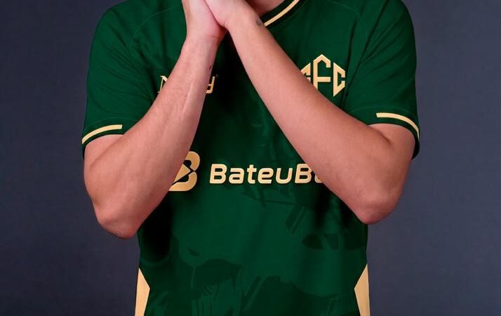 Após Thiago Galhardo, novo clube da Bahia anuncia Lucaneta como reforço