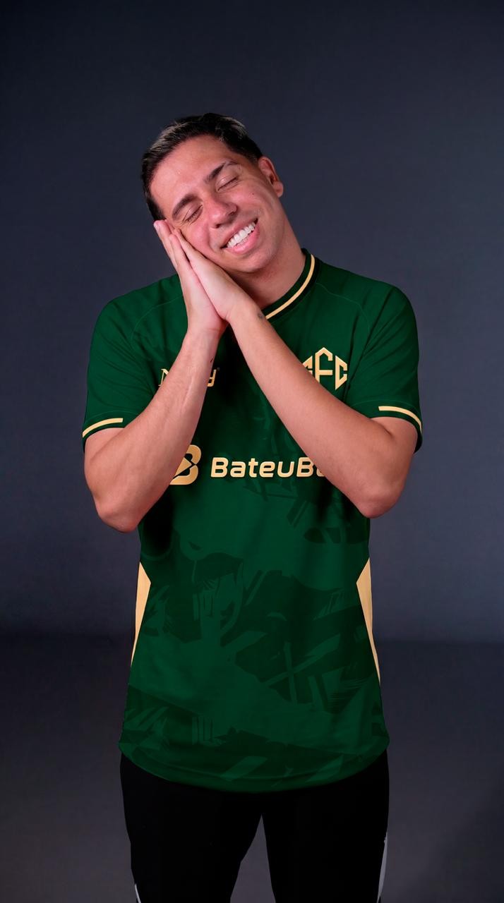 Após Thiago Galhardo, novo clube da Bahia anuncia Lucaneta como reforço