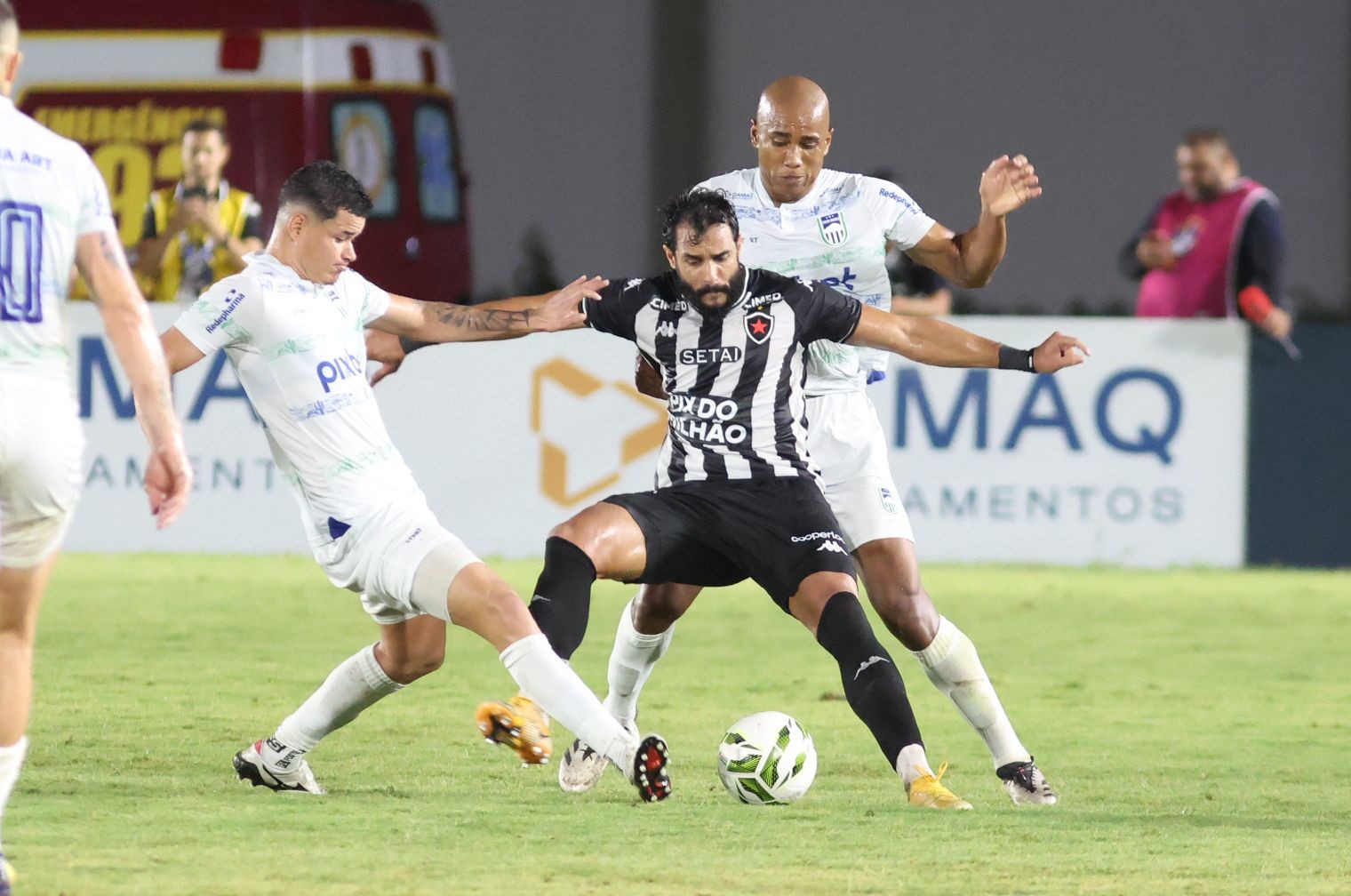 Queda na Copa do Brasil e derrota no 1º jogo da semifinal ligam sinal de alerta no Botafogo-PB