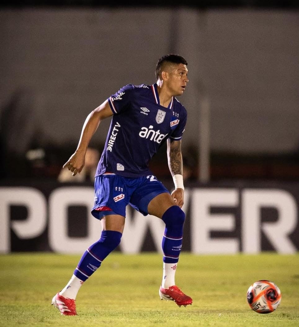 Fluminense tem 24 horas decisivas na busca por fechar com zagueiro e centroavante