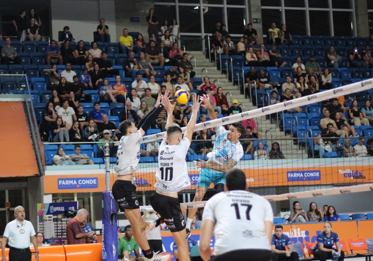 Guarulhos vence São José e sobe para a quinta colocação da Superliga Masculina