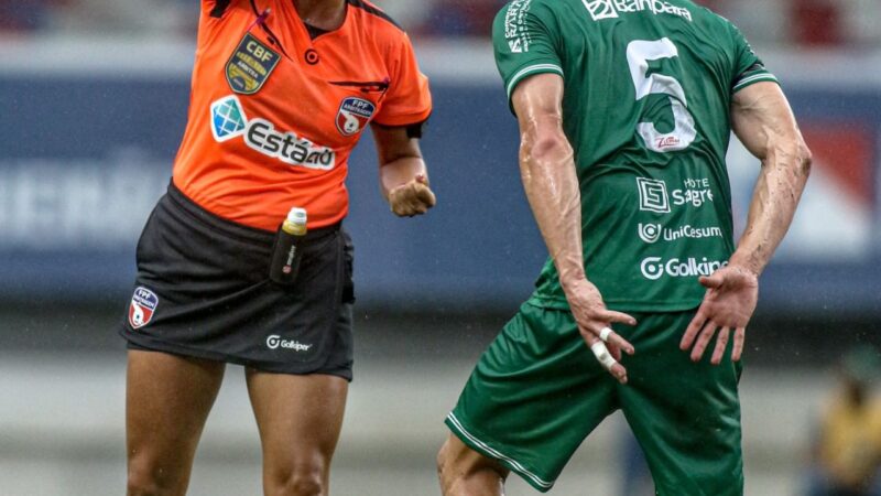 Uma das oito árbitras Fifa do Brasil, paraense aponta desafios: “Mais cobradas que homens”