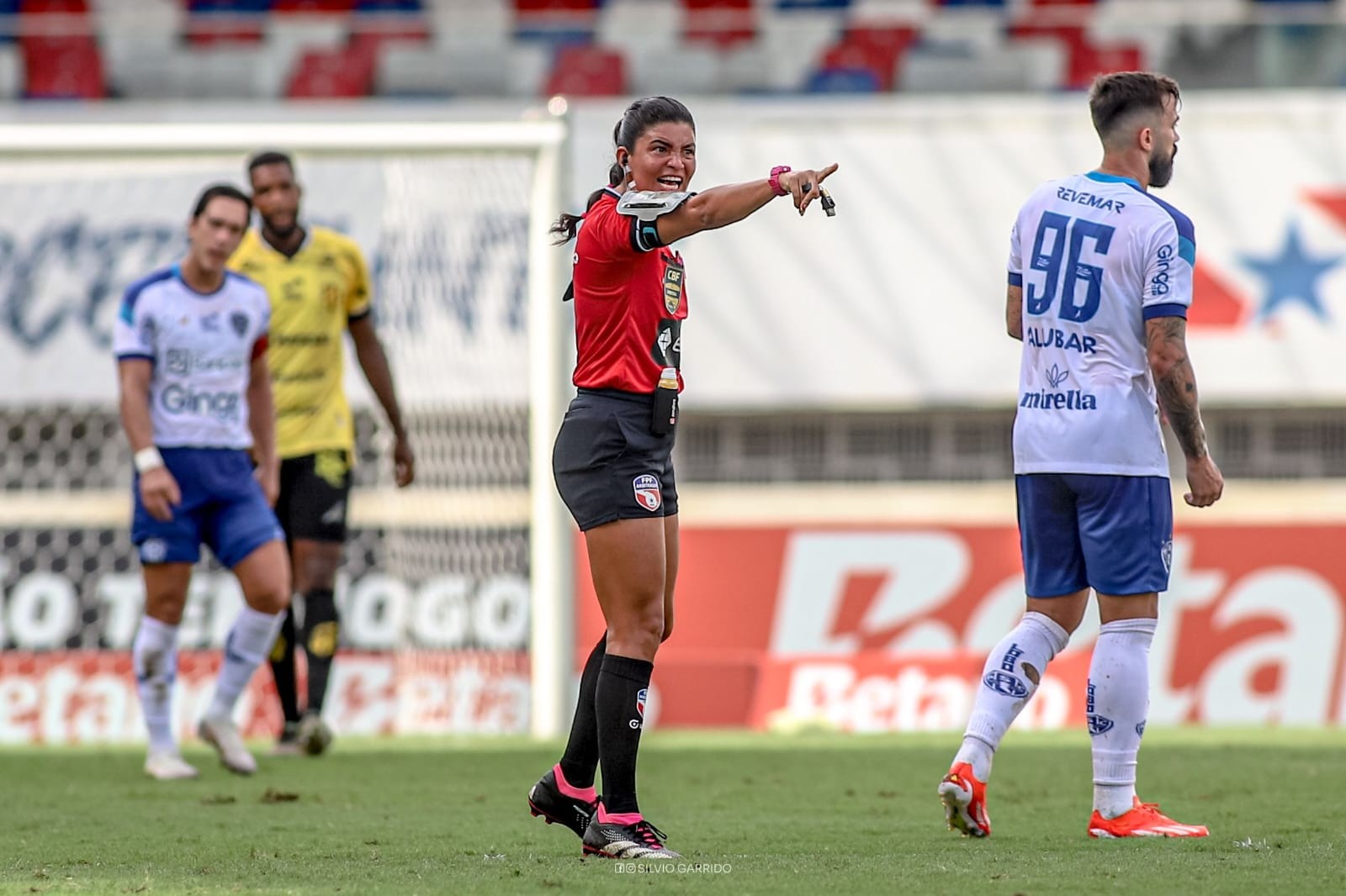 Com arbitragem de campo 100% feminina, Castanhal e Capitão Poço decidem título da Grão Pará