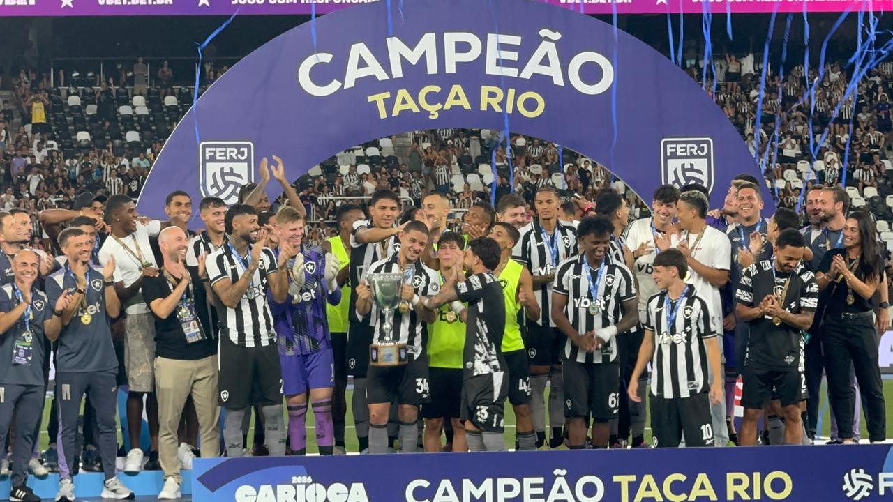 União de profissional e sub-20 do Botafogo dá espaço para jovens com Anselmi; veja destaques