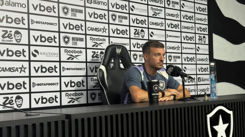 Anselmi exalta jovens do Botafogo em conquista da Taça Rio: “Um prazer poder trabalhar com eles”