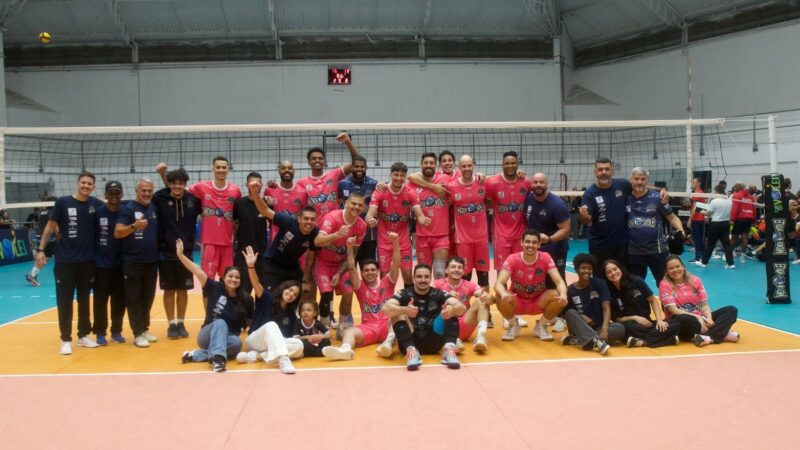 “É continuar com essa energia”, diz Arthur após a classificação do Mogi aos playoffs da Superliga B