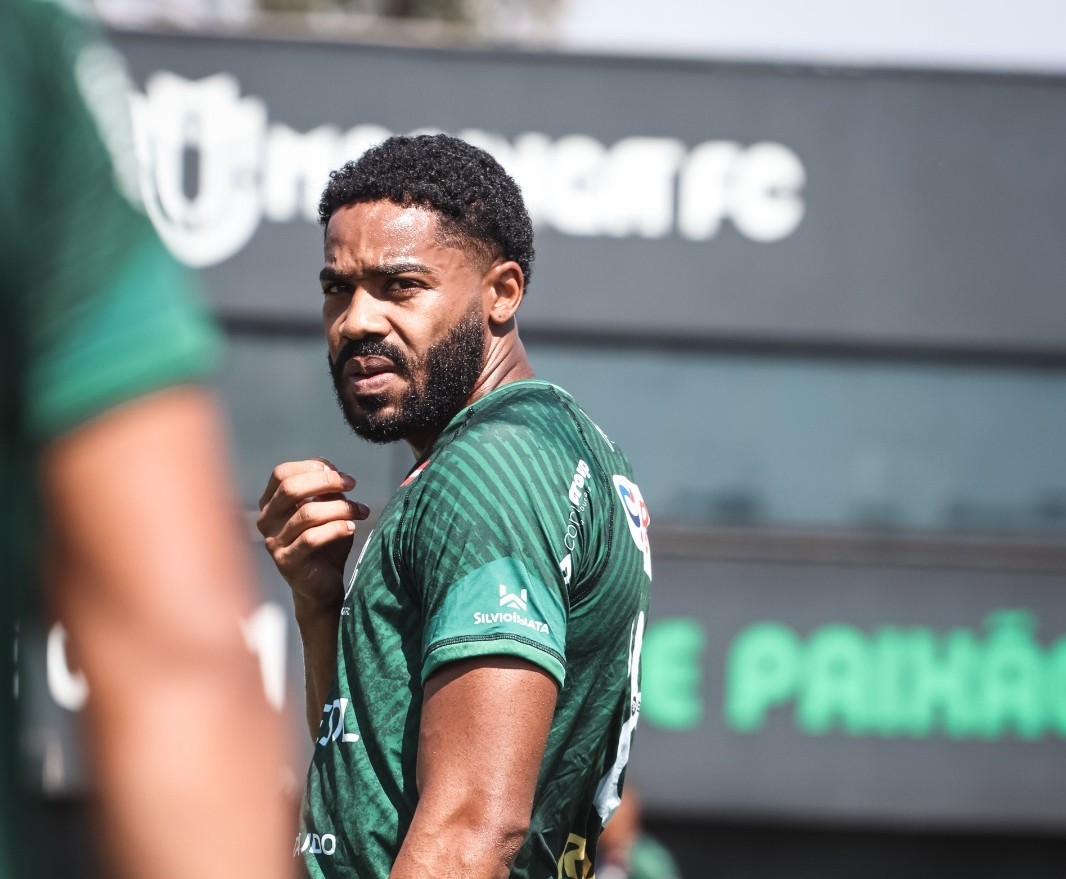 Maringá anuncia a contratação de zagueiro formado no Fluminense