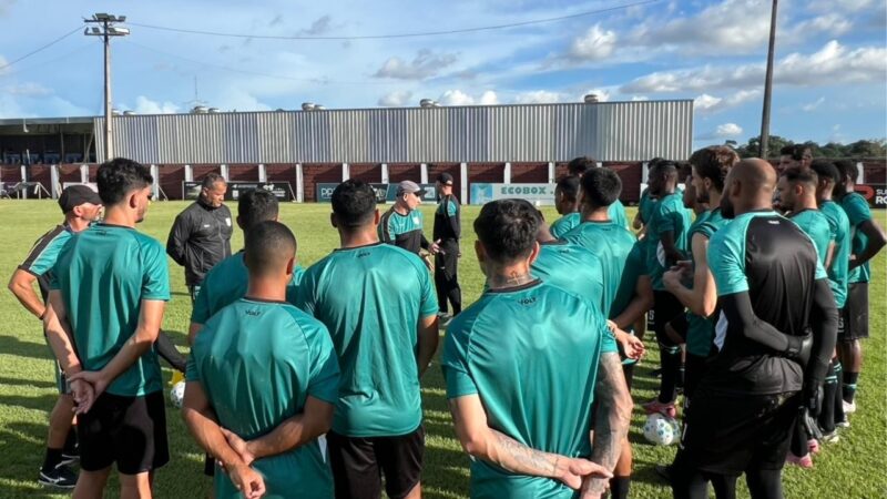 Reforços do Figueirense viajaram para Manaus e ficam à disposição na Copa do Brasil