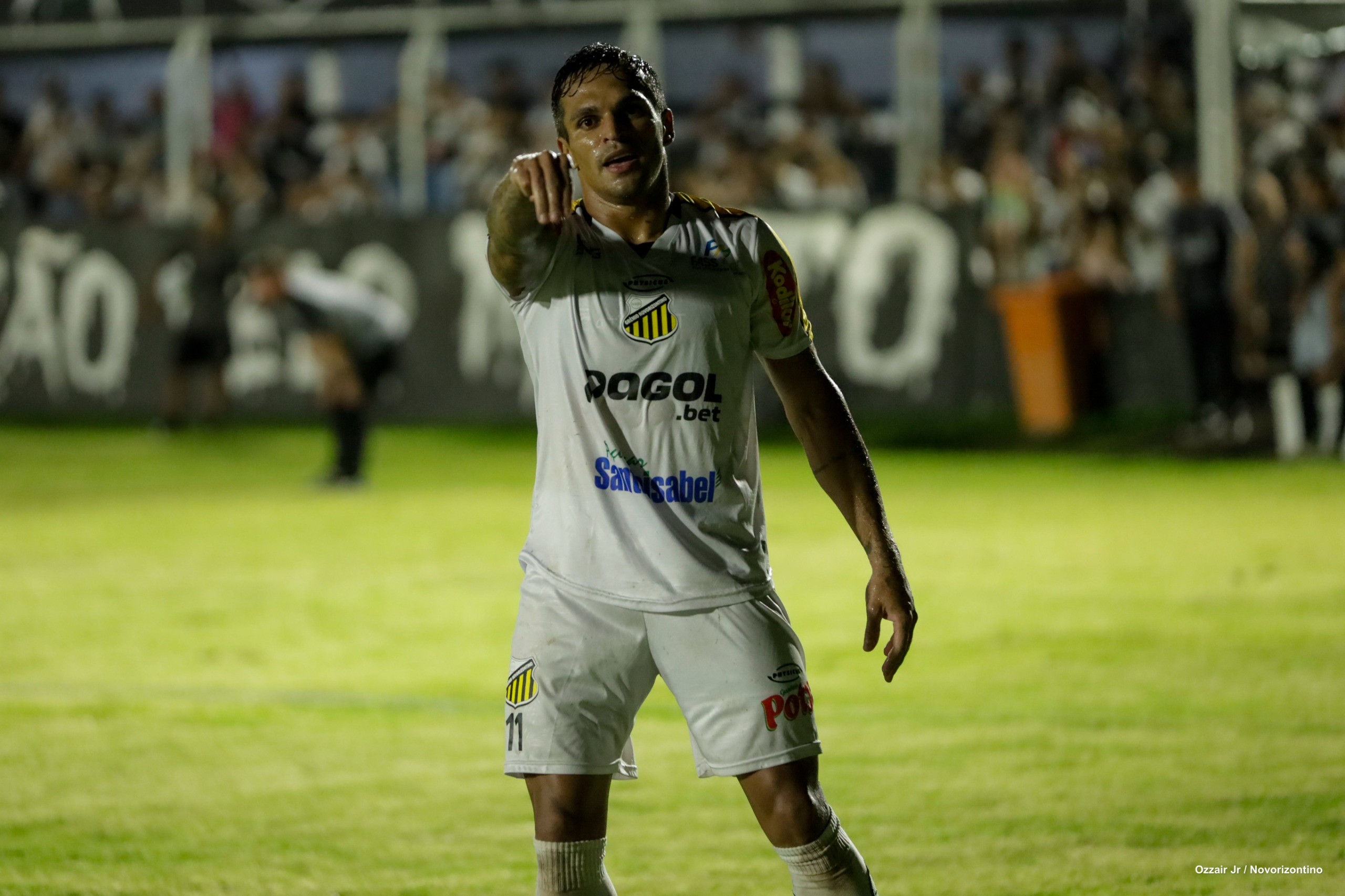 Robson marca após sete jogos e volta a ser peça importante para o Novorizontino