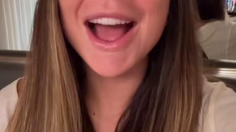 Carol Portaluppi, filha de Renato Gaúcho, provoca Arias após vitória do Vasco: “Volte sempre, amigo”