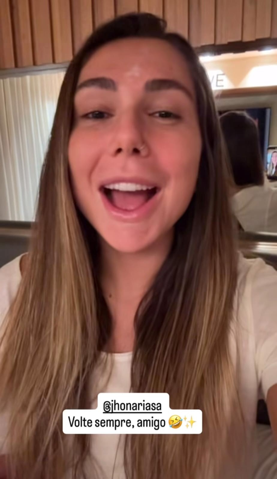 Carol Portaluppi, filha de Renato Gaúcho, provoca Arias após vitória do Vasco: “Volte sempre, amigo”