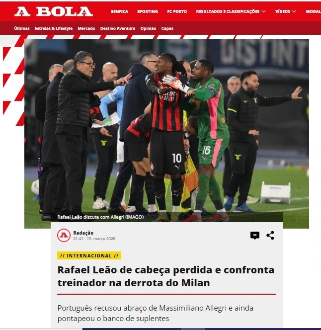 Atacante do Milan tem ataque de raiva ao ser substituído e recusa abraço do técnico