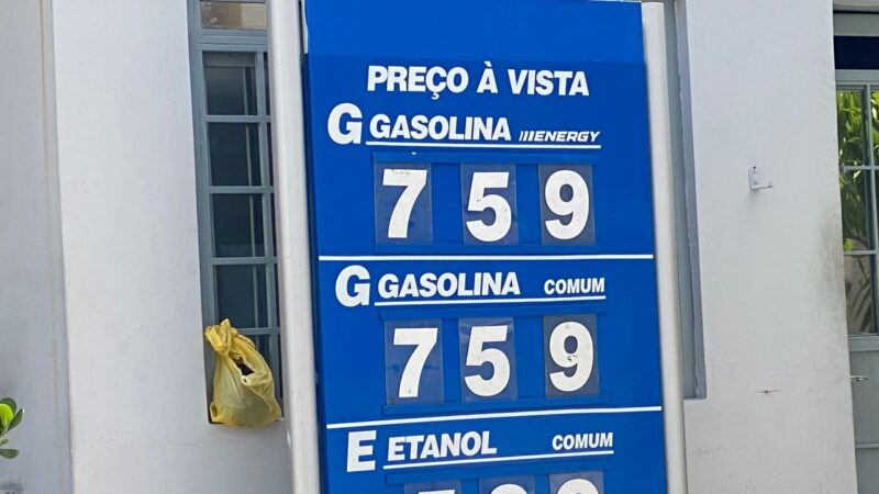 Ministro da Justiça diz que PF abriu inquérito para apurar preços abusivos de combustíveis