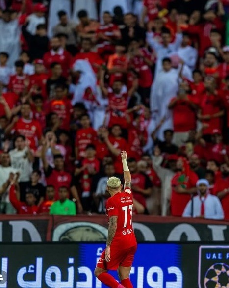 Ex-Flamengo, atacante Guilherme Bala marca pelo Shabab e vive temporada mais artilheira