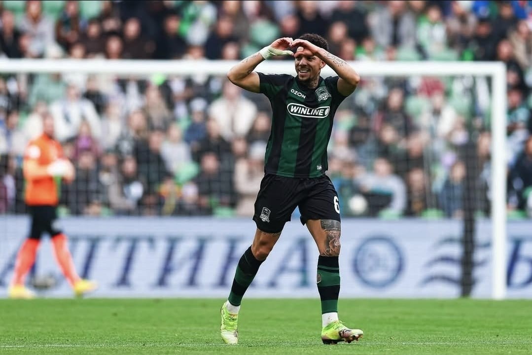 Douglas, ex-Flu, abre caminho de goleada sobre CSKA, e Krasnodar vai à final da Copa da Rússia