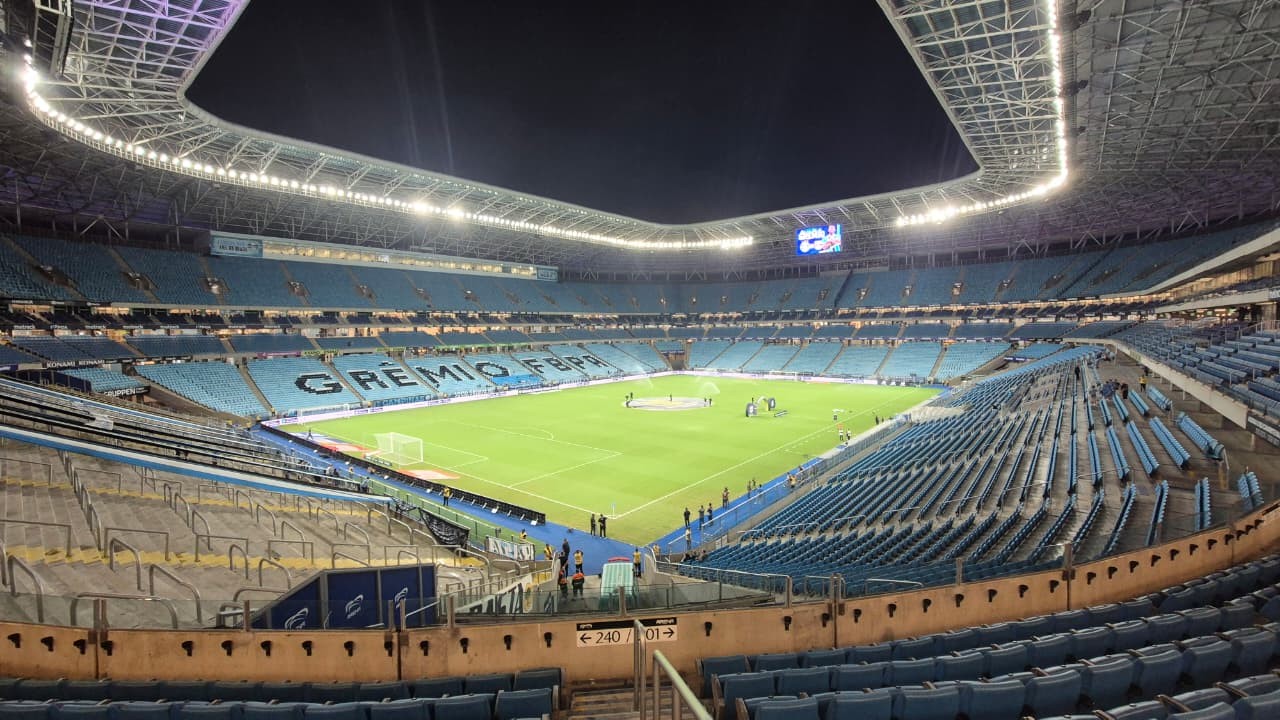 Grêmio x Vitória: onde assistir ao vivo, horário e escalações