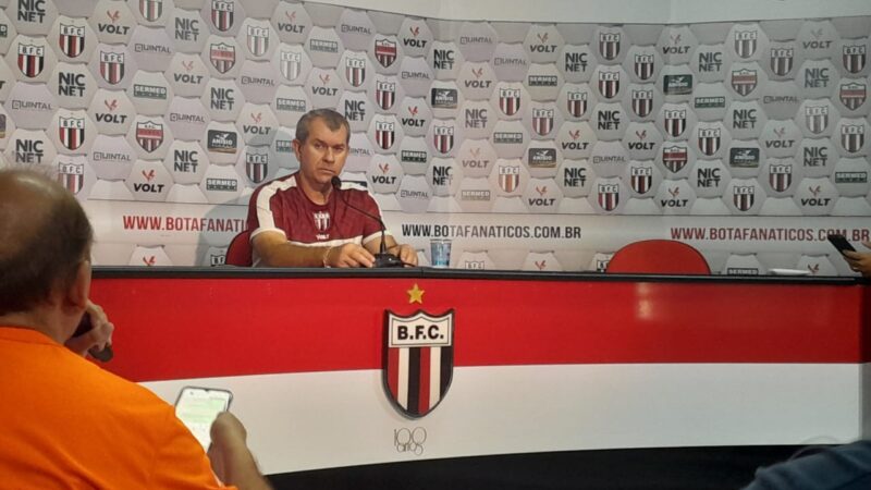 Tencati vê Botafogo-SP com ritmo “um pouco” abaixo que Fortaleza e traça meta na Série B