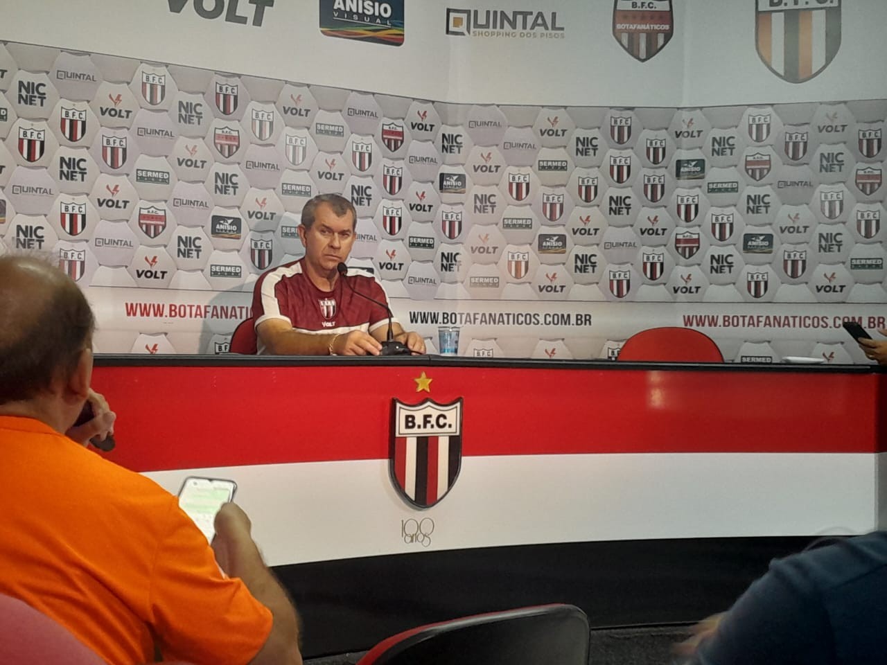 Tencati vê Botafogo-SP com ritmo “um pouco” abaixo que Fortaleza e traça meta na Série B