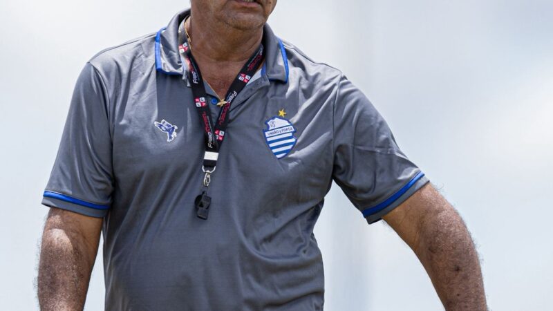 Técnico Moacir Júnior garante que fica no CSA