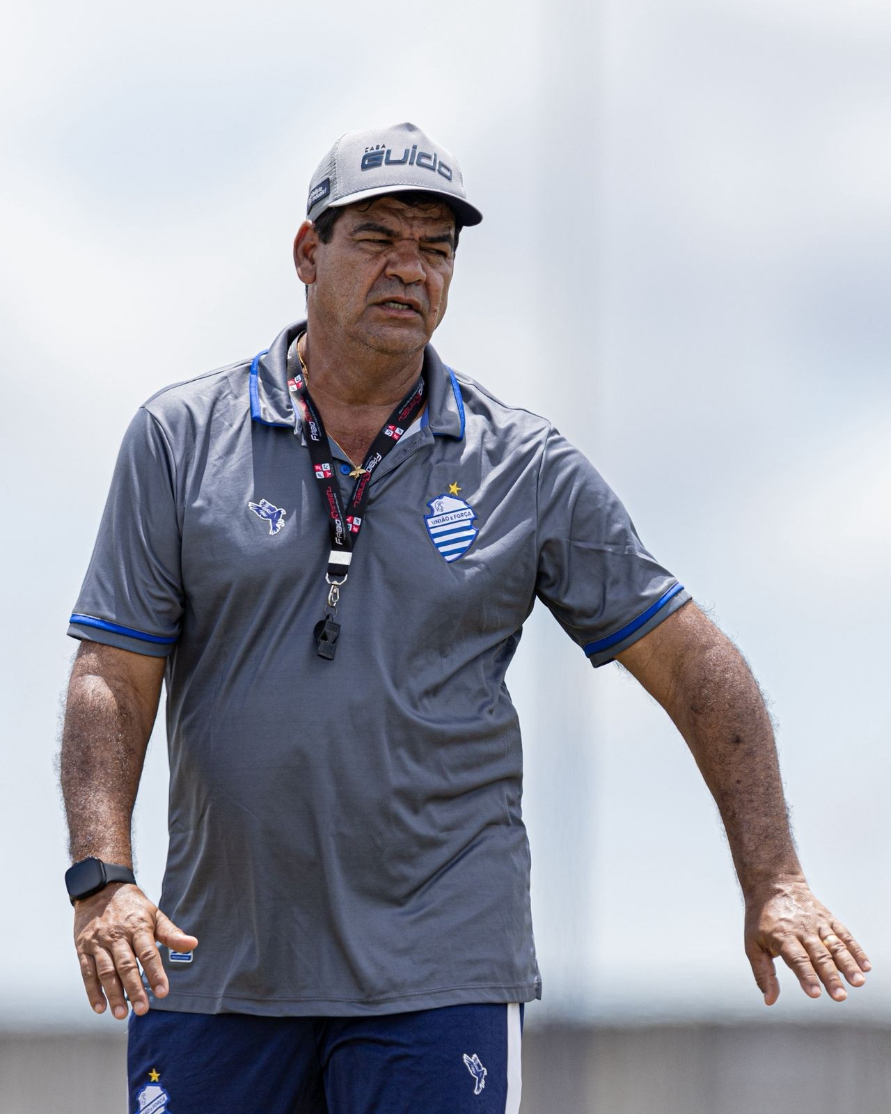 Técnico Moacir Júnior garante que fica no CSA