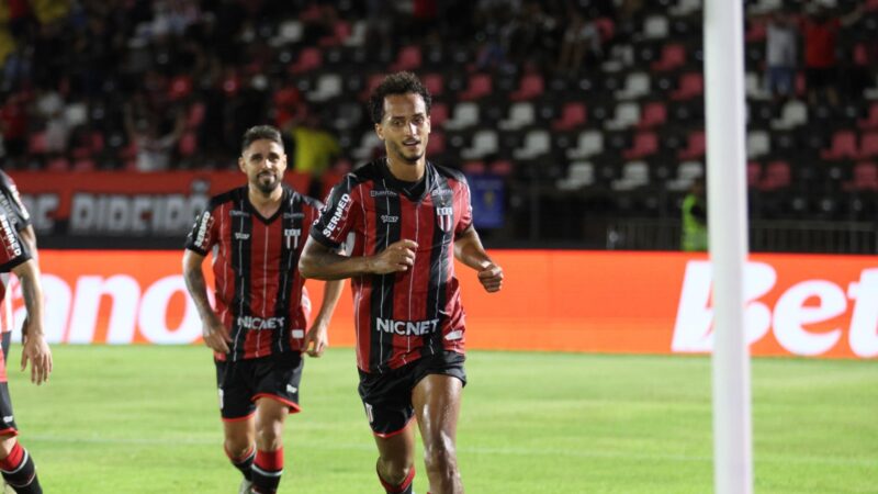 Morelli recebe proposta do futebol japonês e Maringá pede devolução de empréstimo ao Botafogo-SP