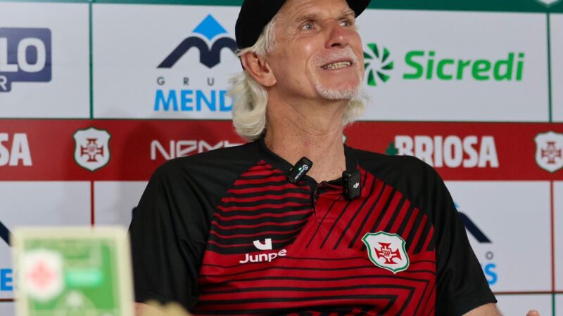 Sérgio Guedes destaca união do elenco da Briosa antes do mata-mata