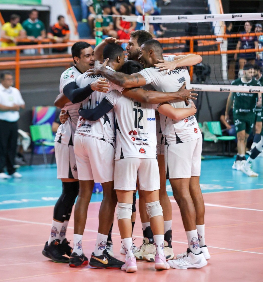 Suzano bate o Goiás e garante última vaga nos playoffs da Superliga Masculina